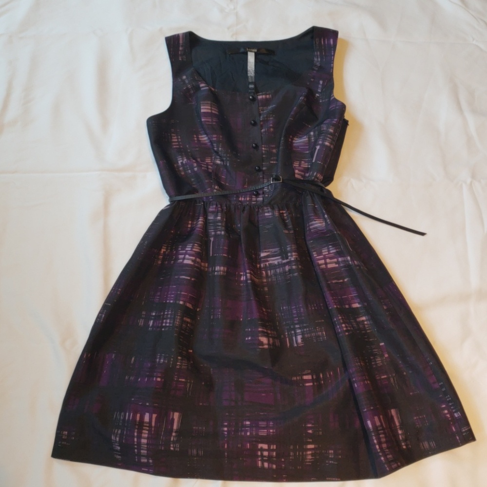 Kensie Sleeveless dress